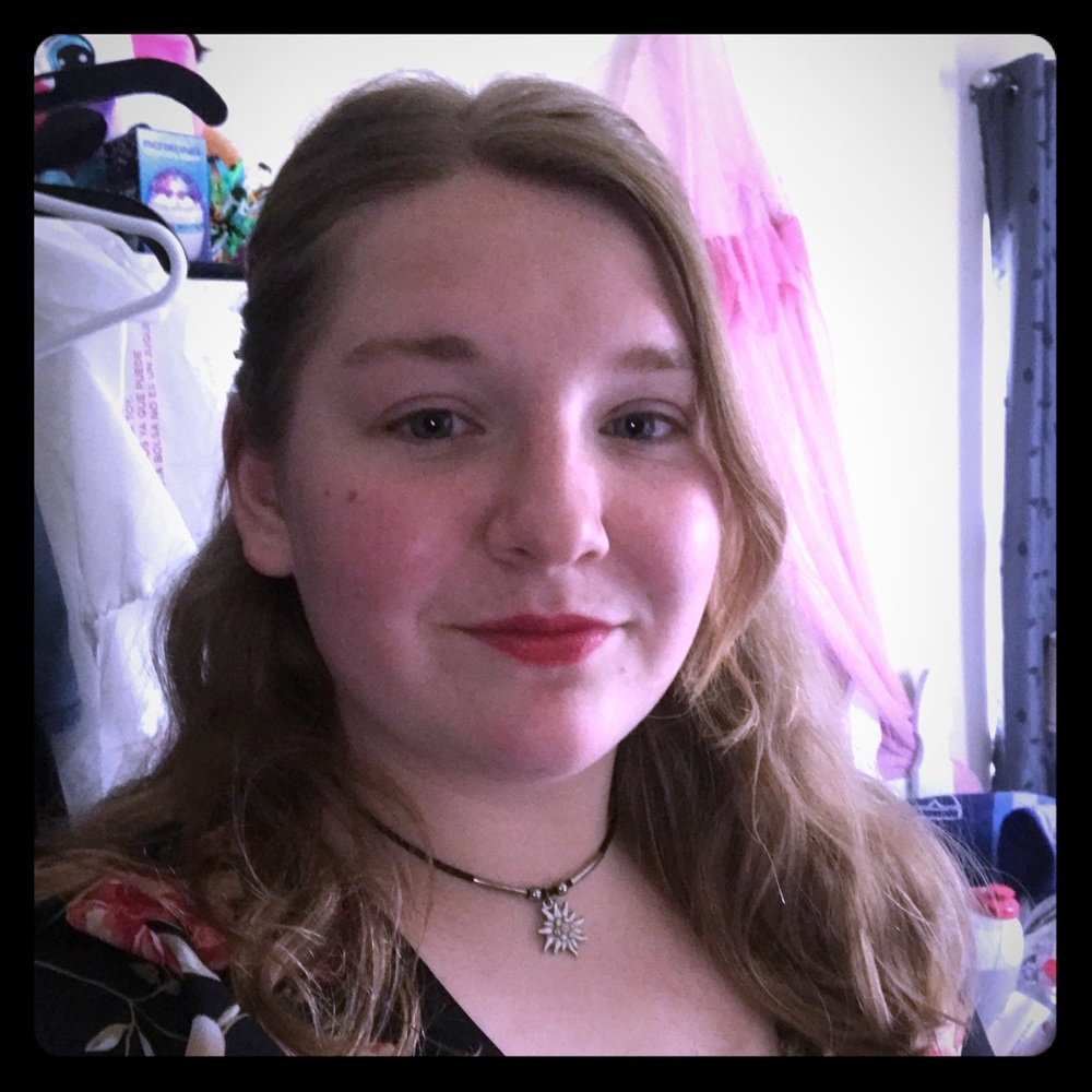 Meet your Posher, Abby